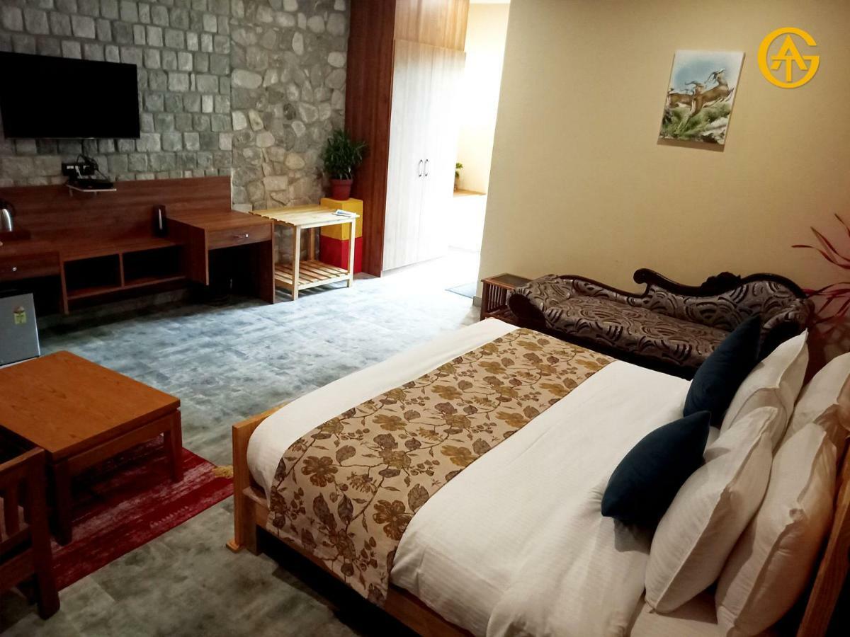 แท็ก รีสอร์ต โอเอสอาร์ เดอะ บันยัน รีทรีต คอร์เบต Hotel รามนาการ์ ภายนอก รูปภาพ